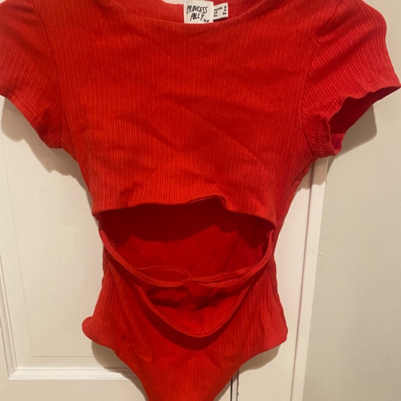 Red body suit - Picture 5 of 9